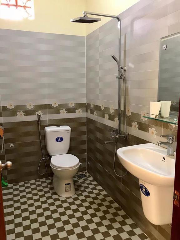 An Hung Hotel Buon Ma Thuot Buitenkant foto