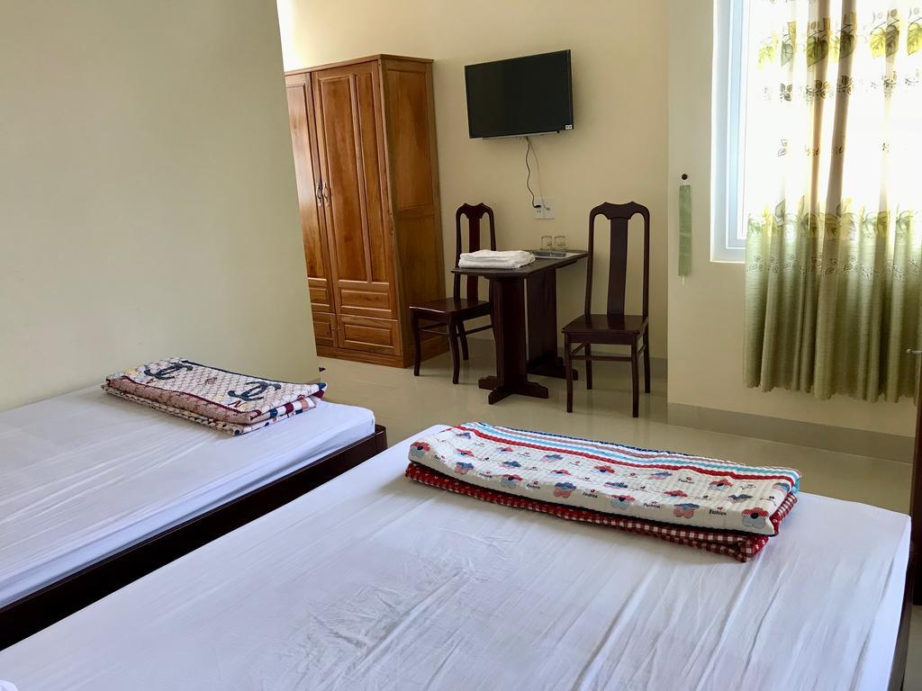 An Hung Hotel Buon Ma Thuot Buitenkant foto